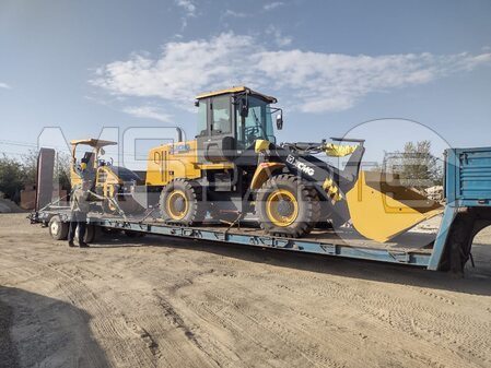 Ввод в эксплуатацию фронтального погрузчика XCMG LW330RU и мини-катка XCMG XD120VT - 4