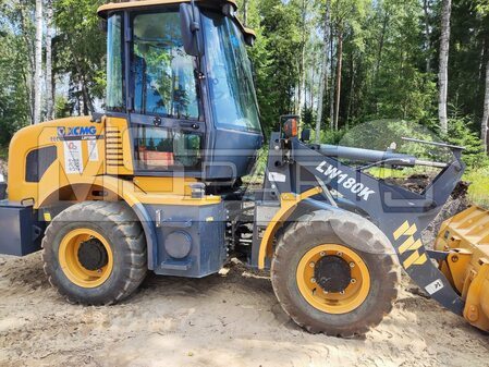 Техническое обслуживание фронтального погрузчика XCMG LW180K - 3