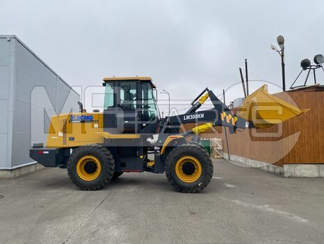 Фото: Крупногабаритный фронтальный погрузчик Фронтальный погрузчик XCMG LW300KN