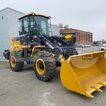 Фото: Фронтальный погрузчик XCMG LW300KN - 2