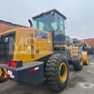 Фото: Фронтальный погрузчик XCMG LW300KN - 1