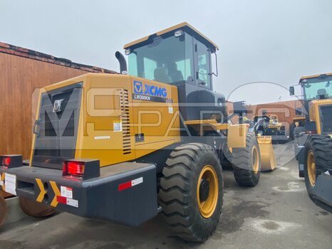Фото: Крупногабаритный фронтальный погрузчик Фронтальный погрузчик XCMG LW300KN