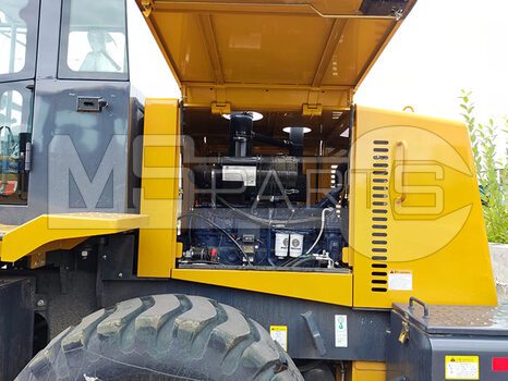 Фото: Крупногабаритный фронтальный погрузчик Фронтальный погрузчик XCMG LW300KN