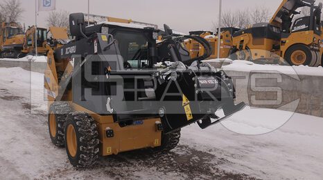 Фото: Мини-погрузчик Мини-погрузчик XCMG XC740RU