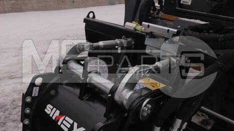 Фото: Мини-погрузчик Мини-погрузчик XCMG XC740RU