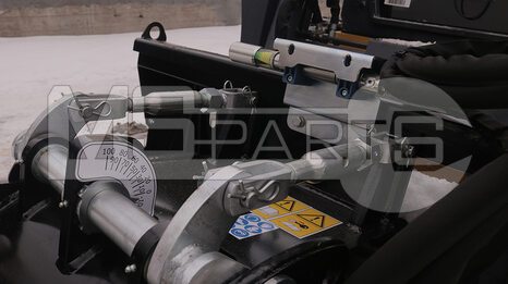 Фото: Мини-погрузчик Мини-погрузчик XCMG XC740RU