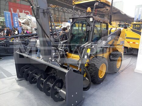 Фото: Мини-погрузчик Мини-погрузчик XCMG XC770RU