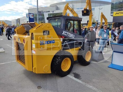 Фото: Мини-погрузчик Мини-погрузчик XCMG XC770RU