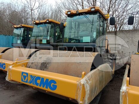 Фото: Каток грунтовый XCMG XS163J