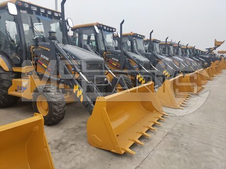 Фото: Экскаватор-погрузчик Экскаватор-погрузчик XCMG XC870