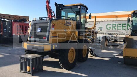 Фото: Автогрейдер XCMG GR1605