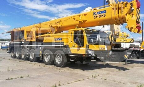 Фото: Шоссейный автокран XCMG QY100КS