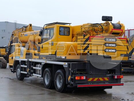 Фото: Кран XCMG XCT25L4_S