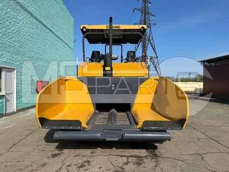 Фото: Асфальтоукладчик XCMG RP603
