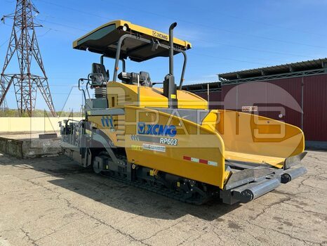 Фото: Асфальтоукладчик XCMG RP603