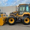 Фото: Экскаватор-погрузчик XCMG XC8-S3570 - 1