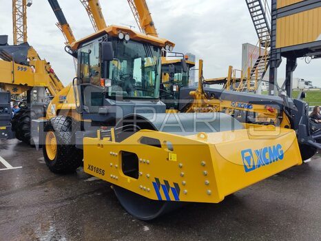 Фото: Каток грунтовый XCMG XS185S