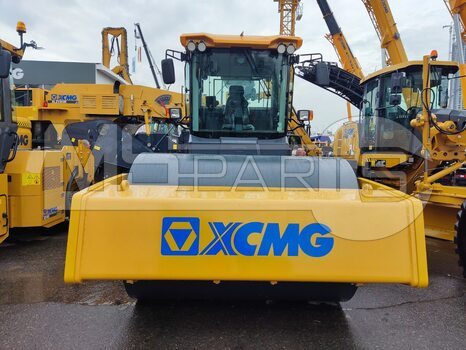 Фото: Каток грунтовый XCMG XS185S