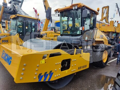 Фото: Каток грунтовый XCMG XS185S