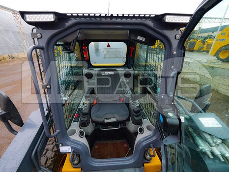 Фото: Мини-погрузчик Мини-погрузчик XCMG SV790RU