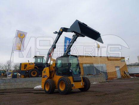 Фото: Мини-погрузчик Мини-погрузчик XCMG SV790RU