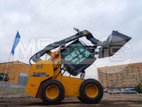 Фото: Мини-погрузчик Мини-погрузчик XCMG SV790RU