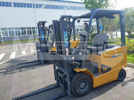 Фото: Вилочный погрузчик XCMG XCB18 (L5-C)