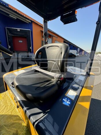 Фото: Вилочный погрузчик XCMG XCB35 (L5-C)