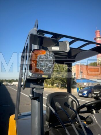 Фото: Вилочный погрузчик XCMG XCB35 (L5-C)