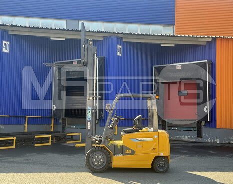 Фото: Вилочный погрузчик XCMG XCB35 (L5-C)