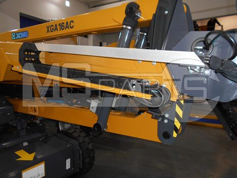 Фото: Подъемник XCMG XGA16K