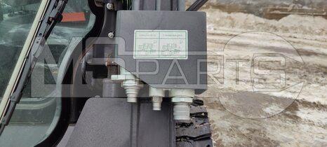 Фото: Электрический Мини-погрузчик XCMG ESR740RU