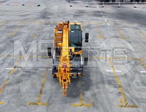 Фото: Короткобазный кран XCMG XCR13_S