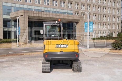 Фото: Мини-экскаватор XCMG XE60G