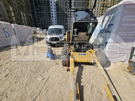 Диагностика мини-погрузчика XCMG XC760K - 8