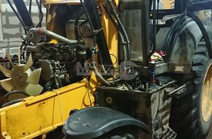 Ремонт экскаватора-погрузчика Gehl GBL818S - 2