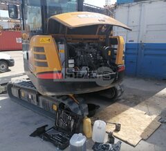 Обслуживание мини-экскаватора SANY SY55C