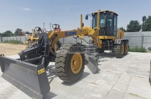 Сборка, предпродажная подготовка и ввод в эксплуатацию автогрейдера XCMG GR215A - 4