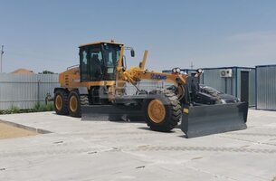Автогрейдер XCMG GR215A отгрузили в г. Астрахань - 3