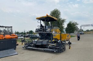 Запуск и пусконаладка асфальтоукладчика XCMG RP453L - 1