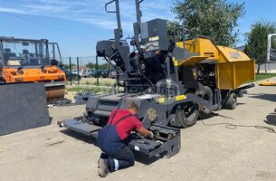 Запуск и пусконаладка асфальтоукладчика XCMG RP453L - 6