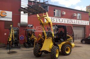 Новая партия погрузчиков Yanmar V8 уже на складе - 5