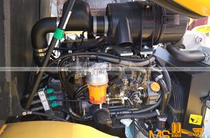 Фронтальные погрузчики Yanmar с плитой All-tach - 8