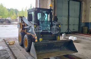 ТО-750 мини-погрузчика XCMG XC740RU - 1
