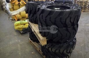 Цельнолитые колеса для минипогрузчиков в наличии на складе - 2