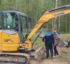 Техническое обслуживание мини-погрузчика XCMG XE35U