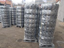 Цельнолитные колеса для мини погрузчиков MCLAREN - 1