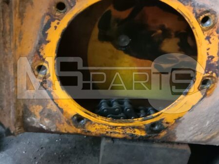 Замена подшипника ступицы однорукого мини-погрузчика JCB 175 - 6