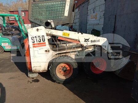 Замена сальников ступиц мини-погрузчика Bobcat S130 - 7