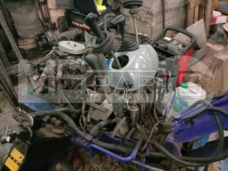 Ремонт двигателя Honda мини-экскаватора Komatsu - 4